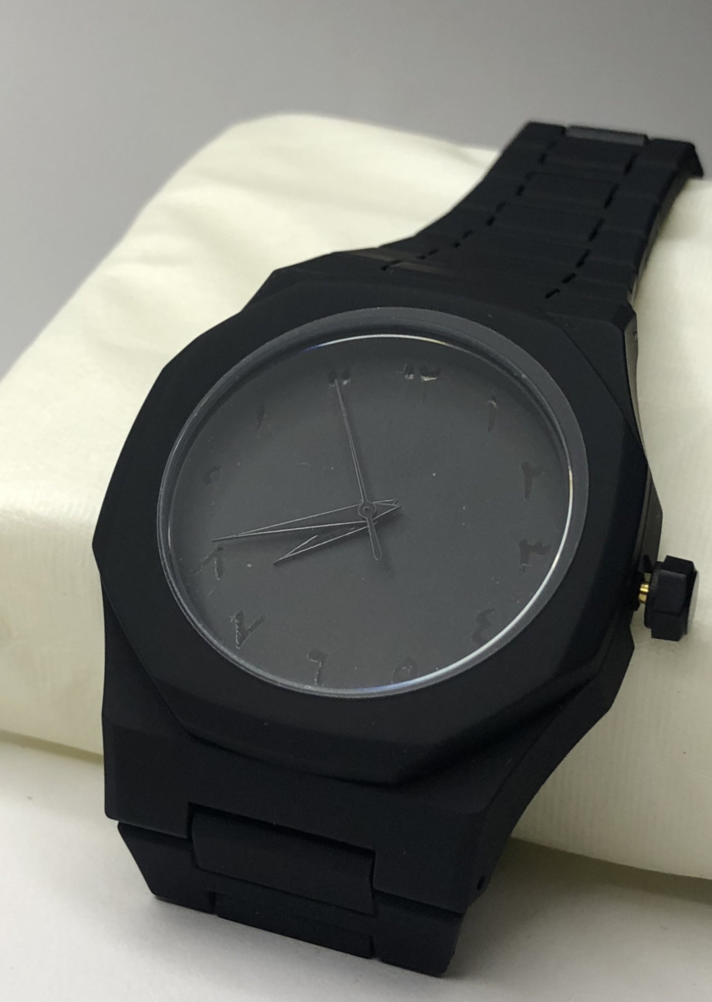 Arabic Aura Watch